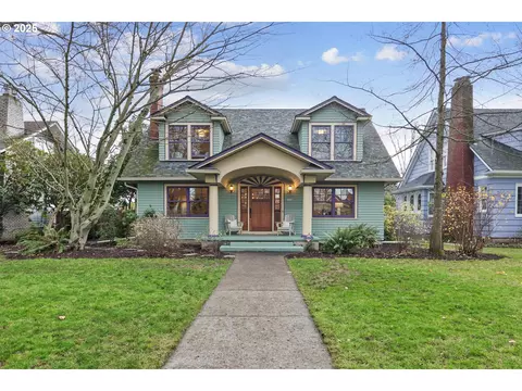 3962 SE Oak St, Portland, OR 97214