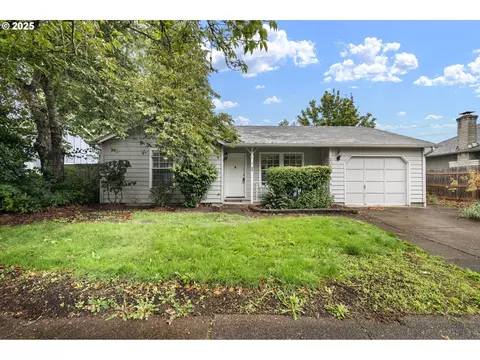 2058 Best Ln, Eugene, OR 97401
