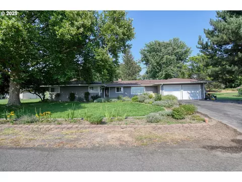 71627 SW Bridle Dr, Pendleton, OR 97801