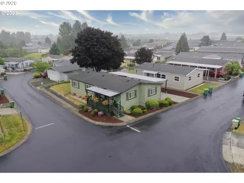 51560 SE 6th St, Scappoose, OR 97056