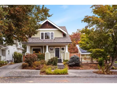 3219 SE Tibbetts St, Portland, OR 97202