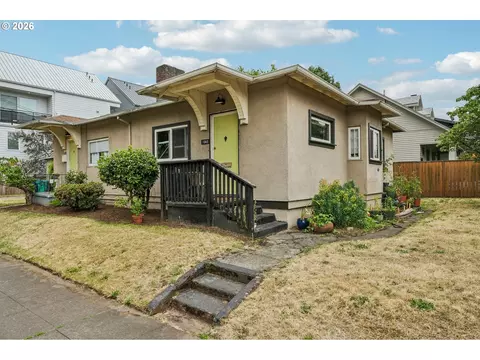 1040 N Ainsworth St, Portland, OR 97217