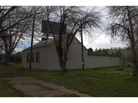 Exterior - 316 SW 22nd St, Pendleton, OR 97801 photo 1 of 3