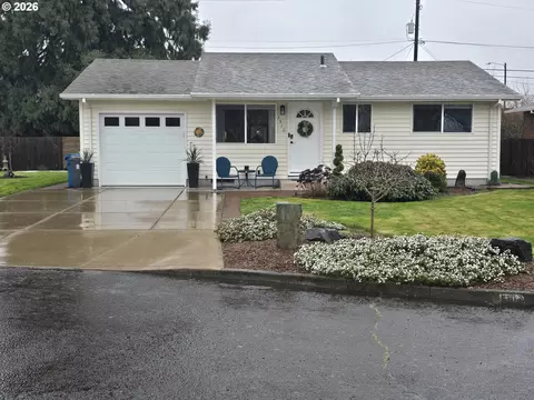 1510 Rainier Rd, Woodburn, OR 97071
