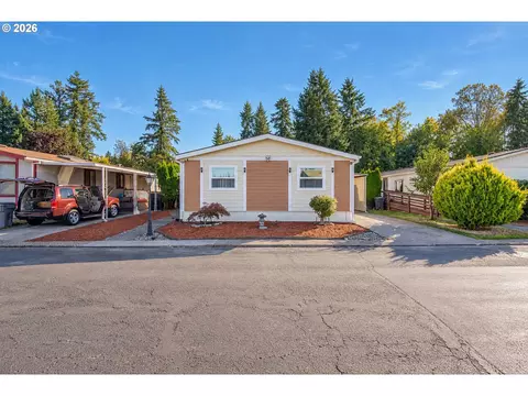 12450 SW Fischer Rd, Tigard, OR 97224