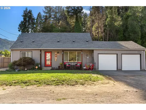 76296 Jasper Dr, Oakridge, OR 97463