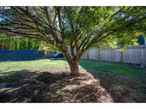 Exterior - 3344 SE Hillyard Rd, Gresham, OR 97080 photo 5 of 10