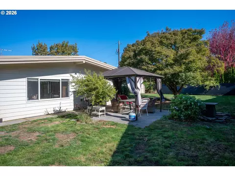 Exterior - 3344 SE Hillyard Rd, Gresham, OR 97080 photo 10 of 10