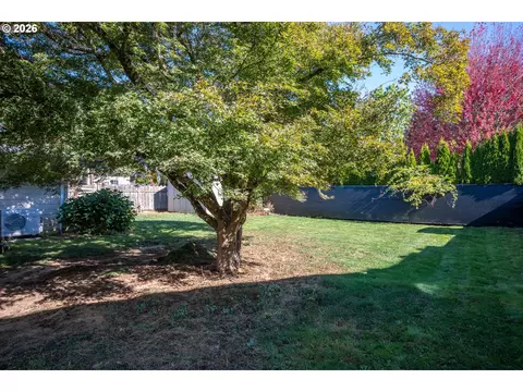 Exterior - 3344 SE Hillyard Rd, Gresham, OR 97080 photo 6 of 10
