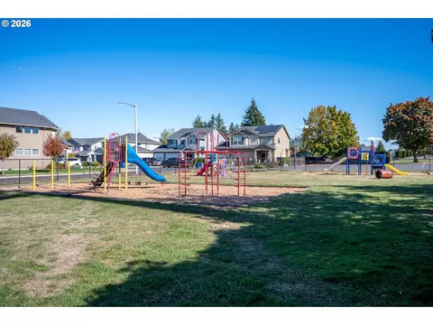View/Area - 3344 SE Hillyard Rd, Gresham, OR 97080 photo 4 of 4