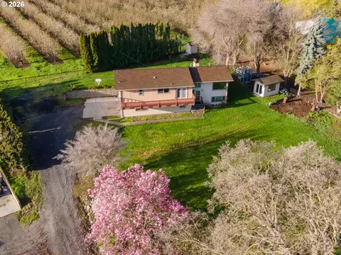 3302 Old Dufur Rd, The Dalles, OR 97058
