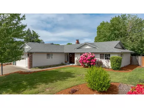 2835 NE Leathers Ln, Mcminnville, OR 97128
