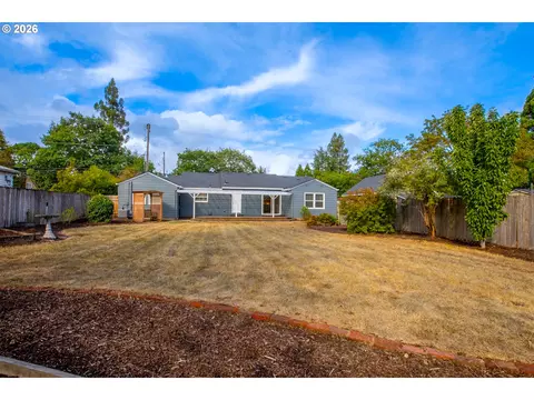 Exterior - 2881 River Rd, Eugene, OR 97404 photo 2 of 4