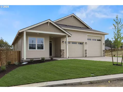 18945 Crooked River St, Sandy, OR 97055