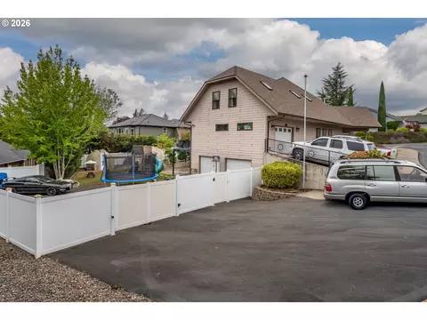 Exterior - 2245 Eagle Loop, Sutherlin, OR 97479 photo 15 of 15