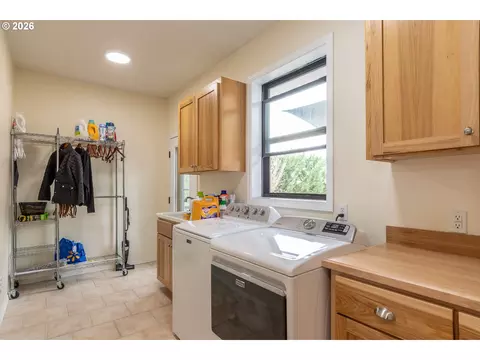 Other - 2245 Eagle Loop, Sutherlin, OR 97479 photo 6 of 16