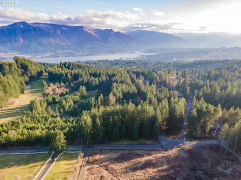 Loop Rd, Stevenson, WA 98648