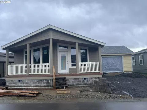 4155 NE Three Mile Ln #108, Mcminnville, OR 97128