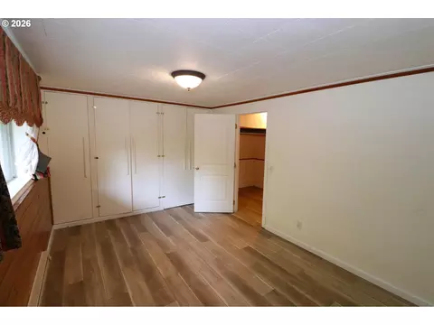 Bedroom - 88519 Periwinkle Rd, Springfield, OR 97478 photo 7 of 7