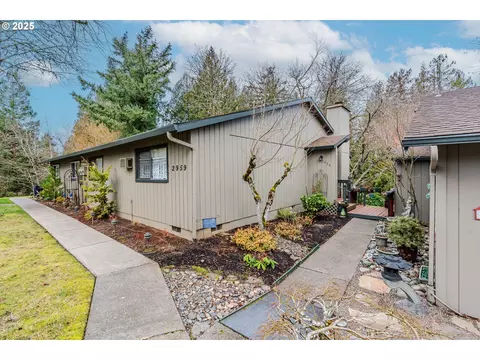 2959 NE 13th St, Gresham, OR 97030