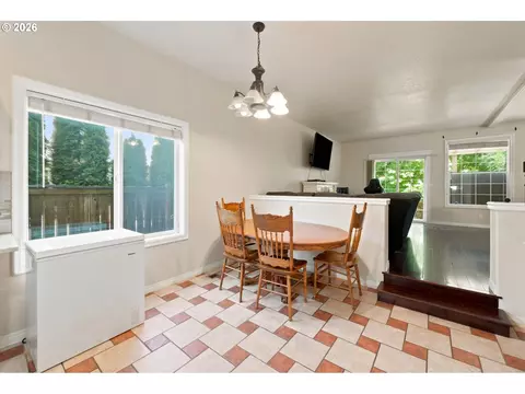 4398 Spring Meadow Ave, Eugene, OR 97404 photo 12