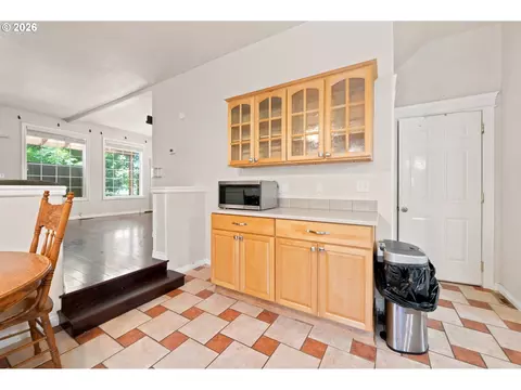 4398 Spring Meadow Ave, Eugene, OR 97404 photo 13