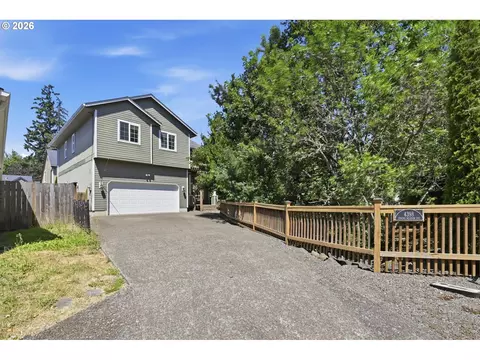 4398 Spring Meadow Ave, Eugene, OR 97404 photo 2