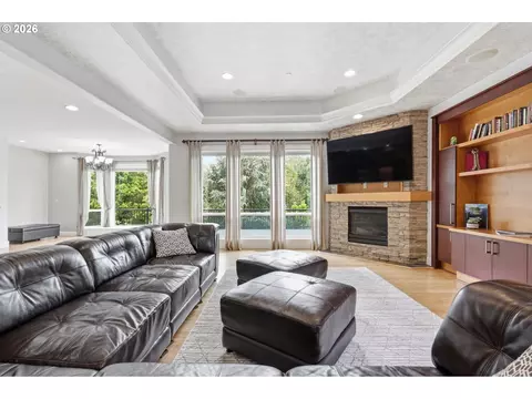 Living - 3744 NW 19th Cir, Camas, WA 98607 photo 2 of 4