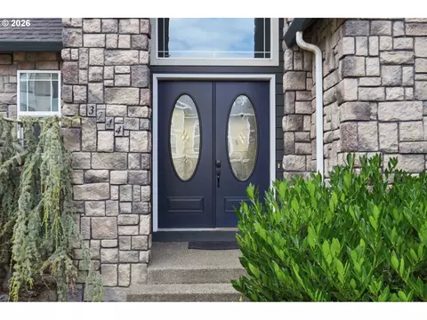 Entry Way - 3744 NW 19th Cir, Camas, WA 98607 photo 1 of 9