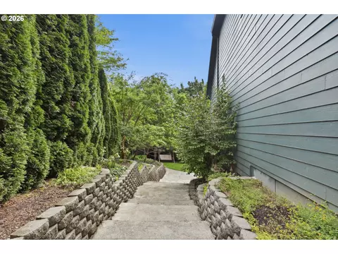 Exterior - 3744 NW 19th Cir, Camas, WA 98607 photo 6 of 11