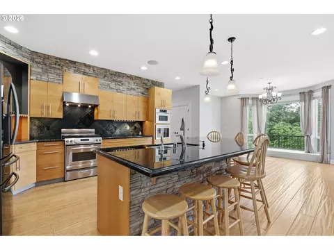 Kitchen - 3744 NW 19th Cir, Camas, WA 98607 photo 2 of 5