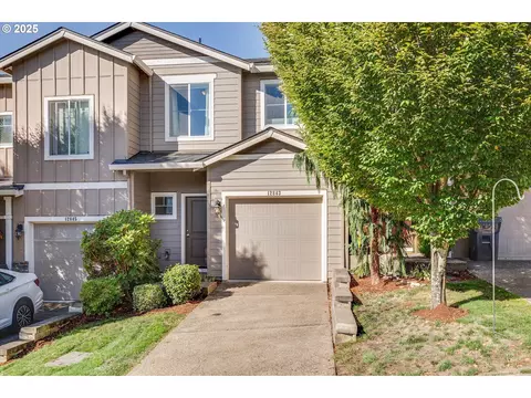 12843 SE 155th Ave, Happy Valley, OR 97086