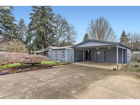 33918 NE Prairie St, Scappoose, OR 97056