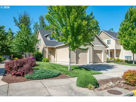 903 Howard Ave, Eugene, OR 97404 photo 2