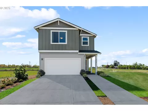 2702 Gunderson Ave, Woodburn, OR 97071