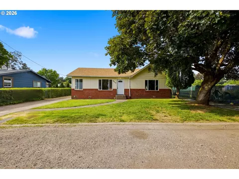 9810 NE 2nd St, Vancouver, WA 98664