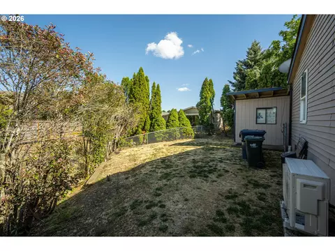 Exterior - 1699 N Terry St #20, Eugene, OR 97402 photo 3 of 3