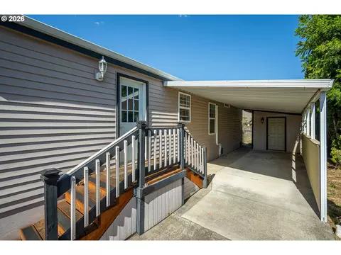 Exterior - 1699 N Terry St #20, Eugene, OR 97402 photo 1 of 3