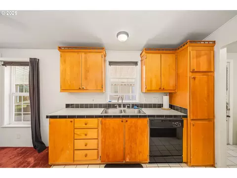 Kitchen - 1699 N Terry St #20, Eugene, OR 97402 photo 2 of 3