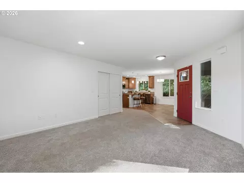 Living - 55964 E Highway 26, Sandy, OR 97055 photo 2 of 4