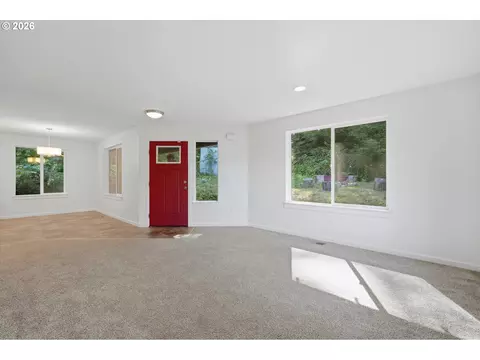Living - 55964 E Highway 26, Sandy, OR 97055 photo 3 of 4