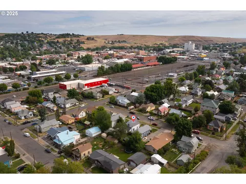 View/Area - 615 SW 5th St, Pendleton, OR 97801 photo 8 of 9