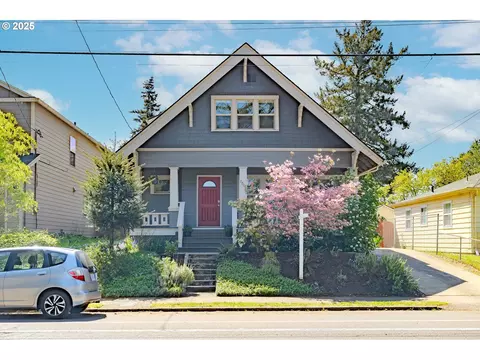 7906 SE Woodstock Blvd, Portland, OR 97206