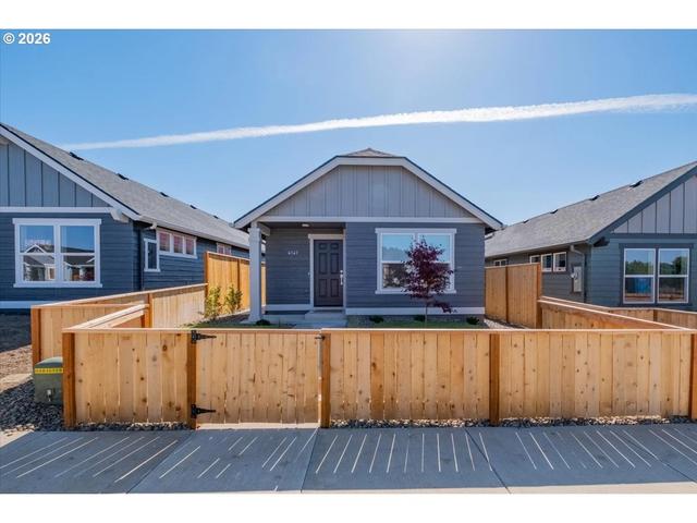 4747 SE Harrier St, Albany, OR 97322