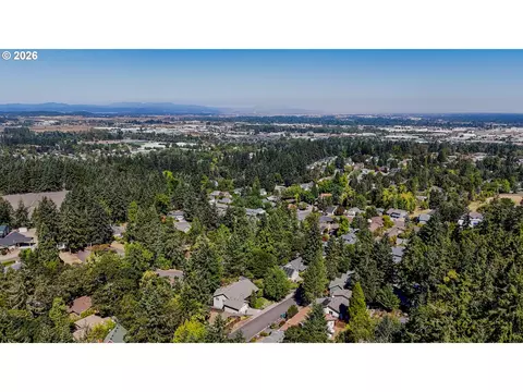 View/Area - 2610 Park Forest Dr, Eugene, OR 97405 photo 5 of 7