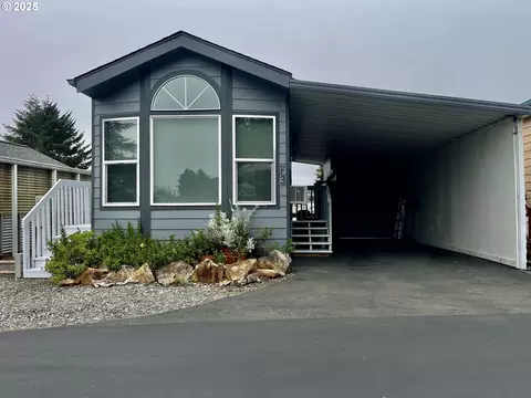 15577 Highway 101 # F3, Brookings, OR 97415