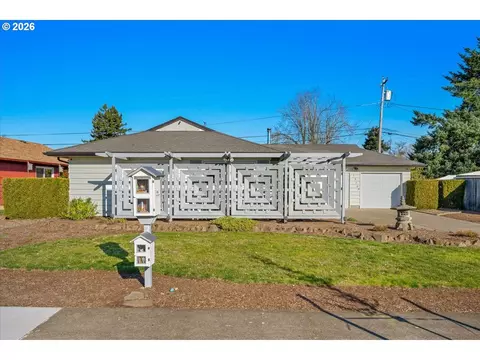 13705 NE Sacramento St, Portland, OR 97230