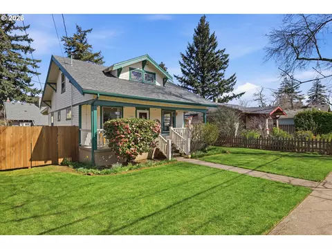 7503 SE Martins St, Portland, OR 97206