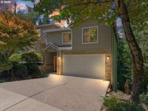 4 Northview Ct, Lake Oswego, OR 97035