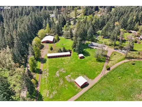 19285 S Lyons Rd, Oregon City, OR 97045